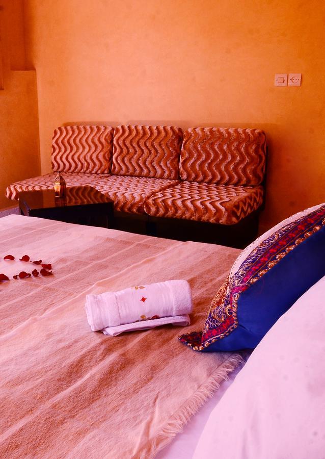 Hotel Latifa House Sbiti Esterno foto