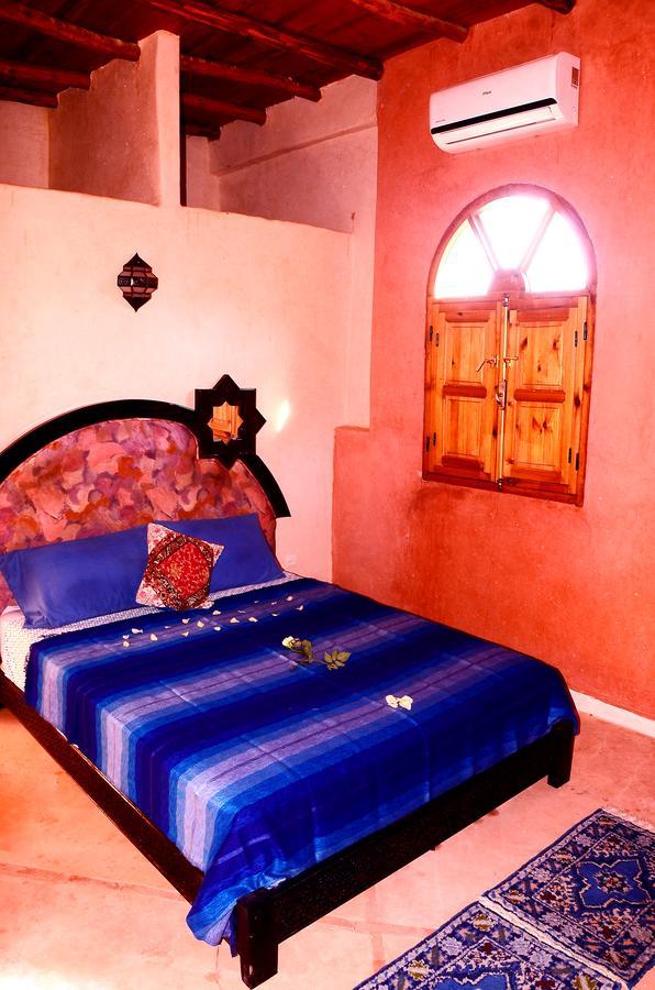 Hotel Latifa House Sbiti Esterno foto