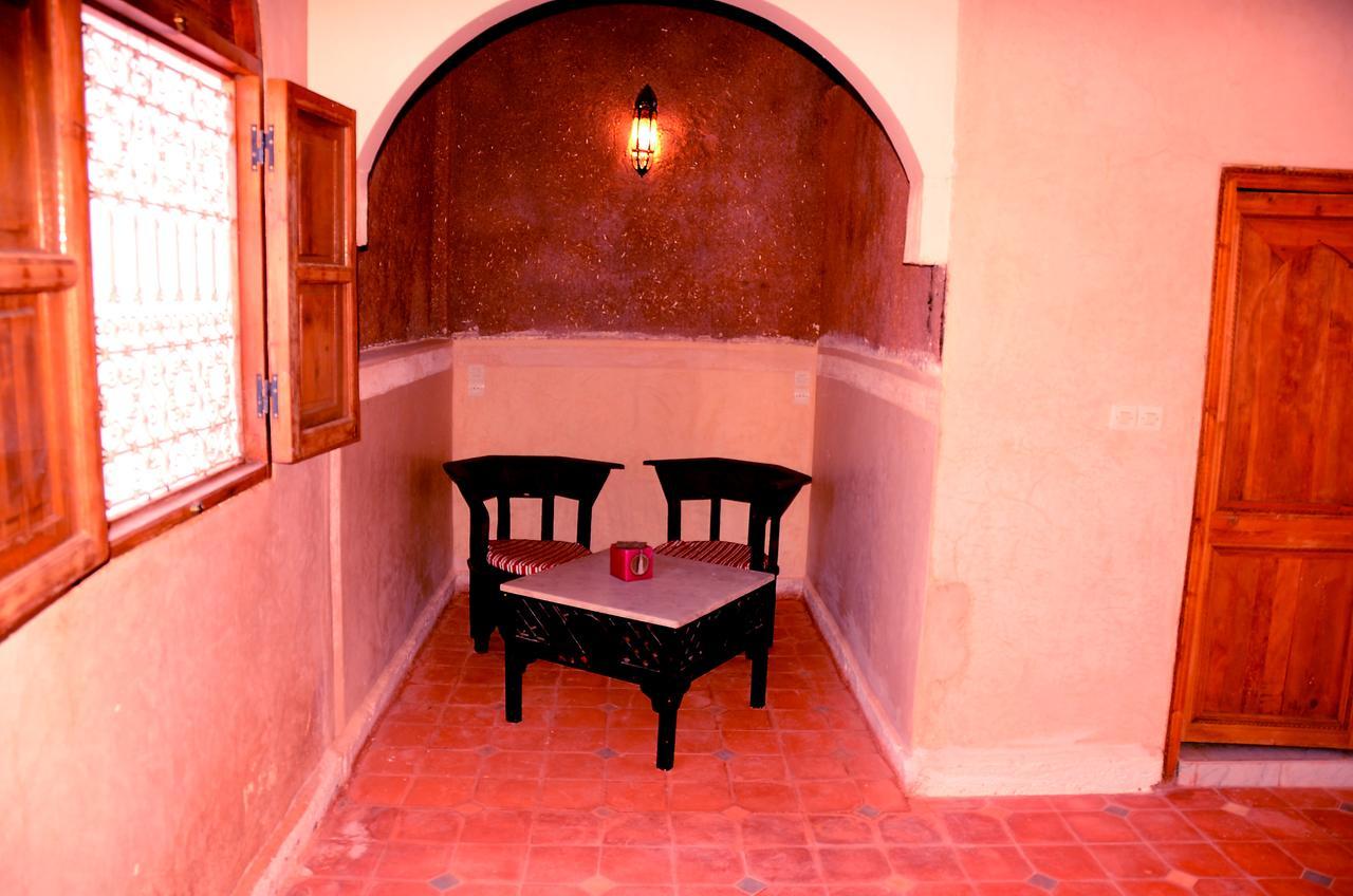 Hotel Latifa House Sbiti Esterno foto