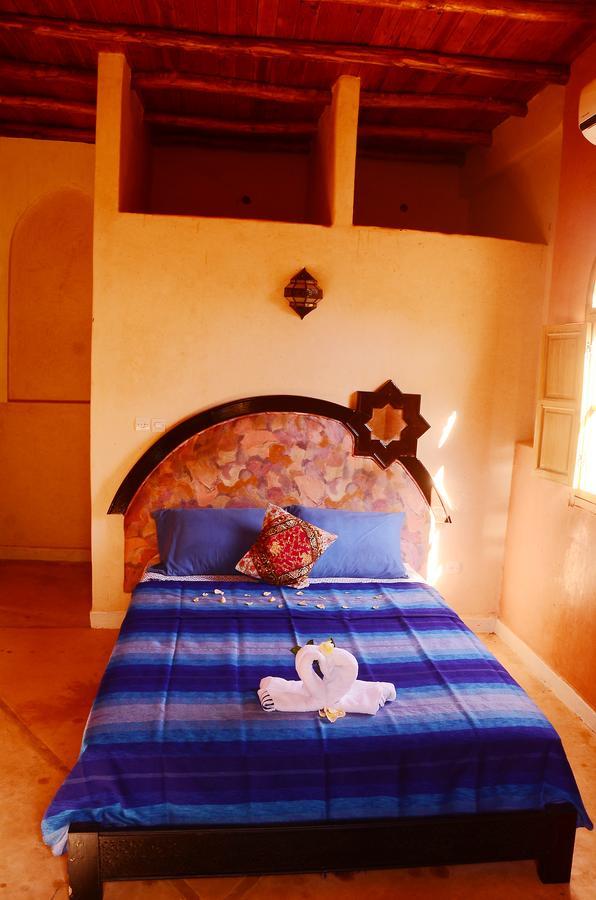 Hotel Latifa House Sbiti Esterno foto